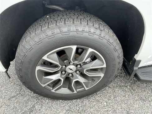 Used 2023 Chevrolet Silverado 1500 RST image 11