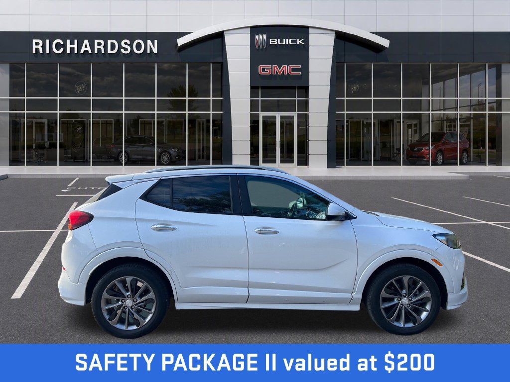Used 2022 Buick Encore GX Select w/ Sport Touring Package FWD image 7