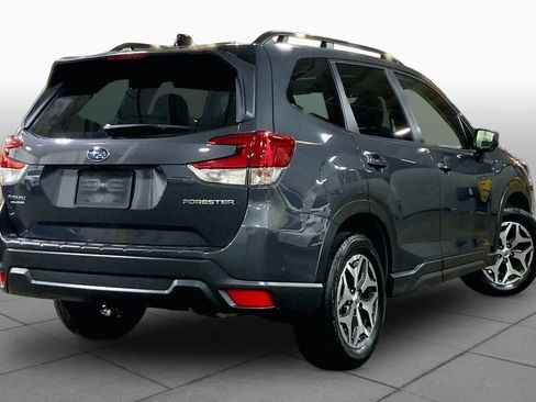 Used 2024 Subaru Forester Premium AWD/4WD image 13
