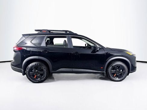New 2026 Nissan Rogue SV image 4
