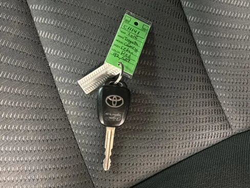 Used 2016 Toyota Camry LE w/ Protection Package (Q2) FWD image 22