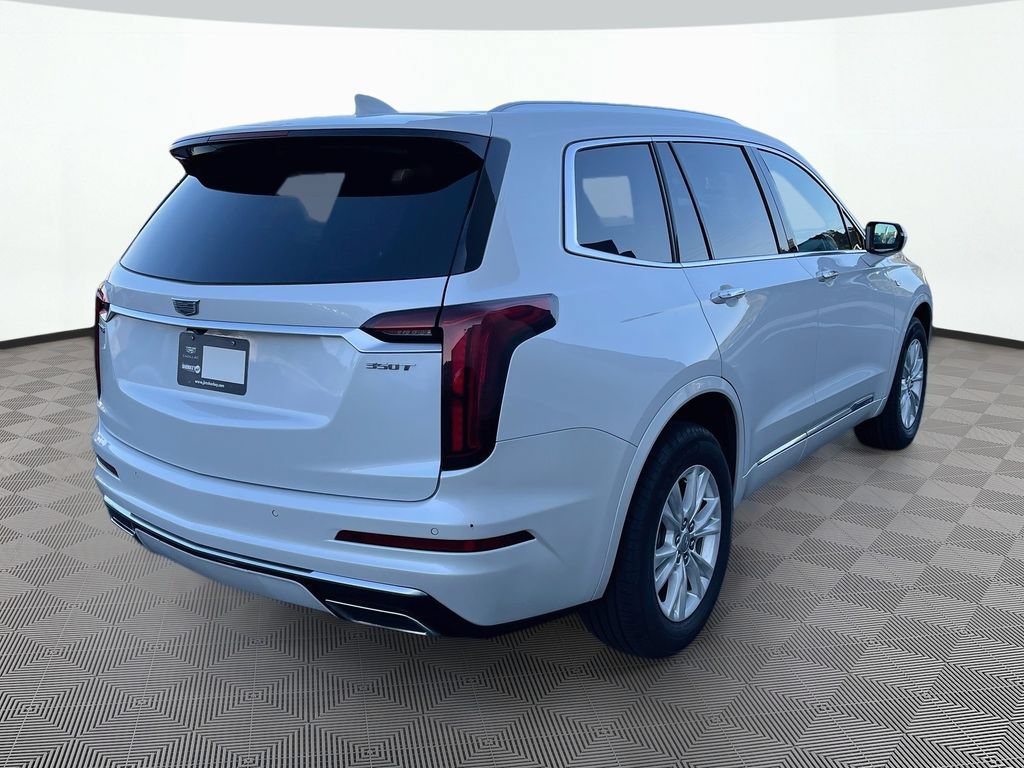 Used 2022 Cadillac XT6 Luxury FWD image 6