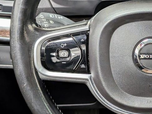 Used 2019 Volvo XC90 T6 Momentum w/ Advanced Package image 36