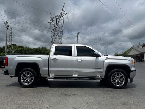 Used 2015 GMC Sierra 1500 SLT w/ SLT Crew Cab Value Package AWD/4WD image 3