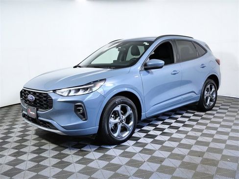 Used 2023 Ford Escape ST-Line Select w/ Class II Trailer Tow Package image 5