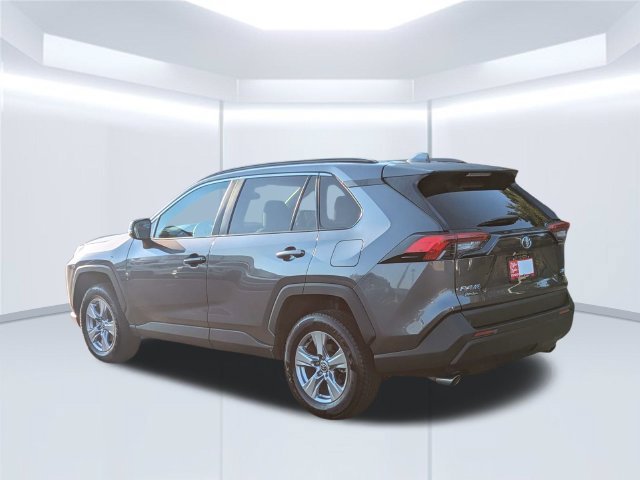Certified 2022 Toyota RAV4 XLE FWD image 7