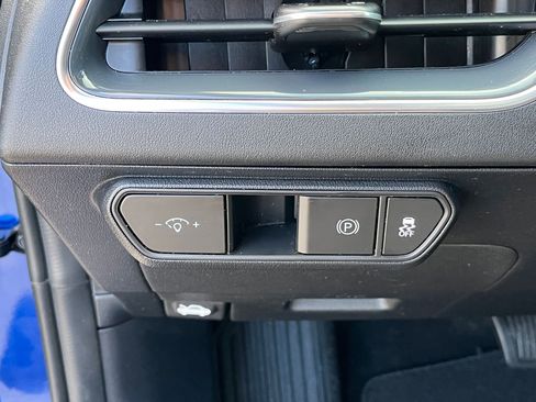 Used 2025 Kia K4 EX image 25