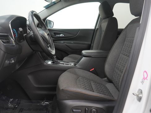 Used 2024 Chevrolet Equinox LT image 23