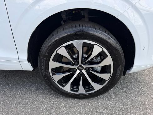 New 2026 Audi Q3 quattro 2.0T AWD/4WD image 11