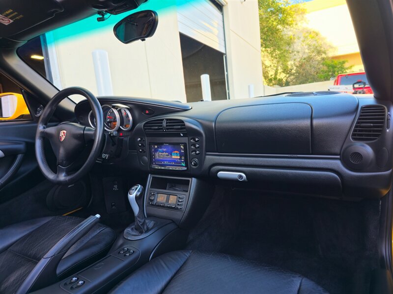 Used 2003 Porsche Boxster RWD image 25