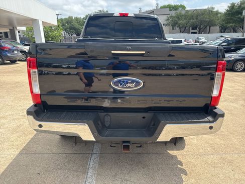Used 2019 Ford F250 Lariat w/ Lariat Ultimate Package image 6