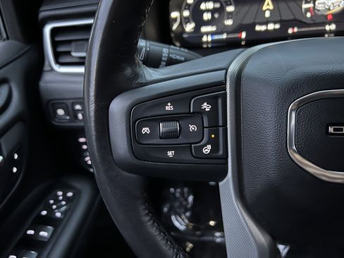 Used 2022 GMC Yukon Denali image 31