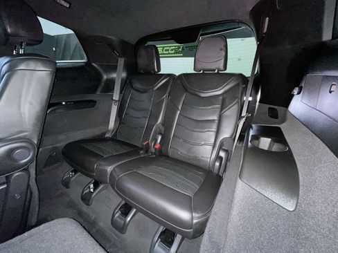 Used 2022 Cadillac XT6 Premium Luxury w/ Platinum Package image 29