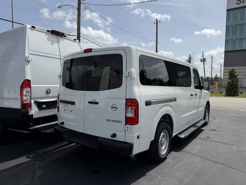 Used 2018 Nissan NV 3500 S RWD image 6