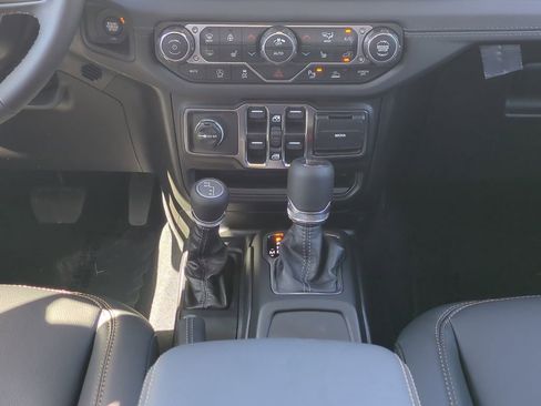 New 2026 Jeep Gladiator Sport image 20