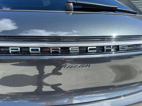 Used 2026 Porsche Macan AWD/4WD image 12