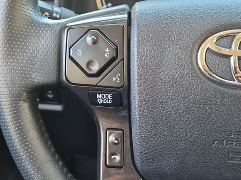 Used 2023 Toyota 4Runner TRD Off-Road Premium w/ Moonroof Package AWD/4WD image 24