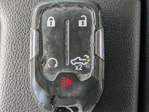 Used 2020 Chevrolet Silverado 1500 RST image 38