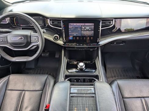 Used 2022 Jeep Wagoneer Series II w/ Convenience Group I RWD image 15