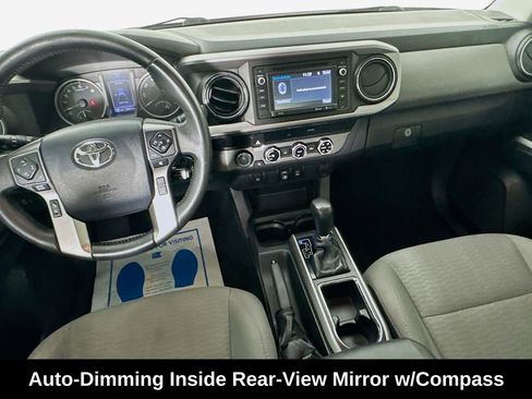 Used 2018 Toyota Tacoma SR5 AWD/4WD image 25