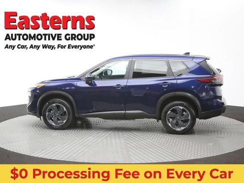 Used 2024 Nissan Rogue SV AWD/4WD image 60