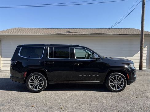 Used 2022 Jeep Grand Wagoneer Series II image 1