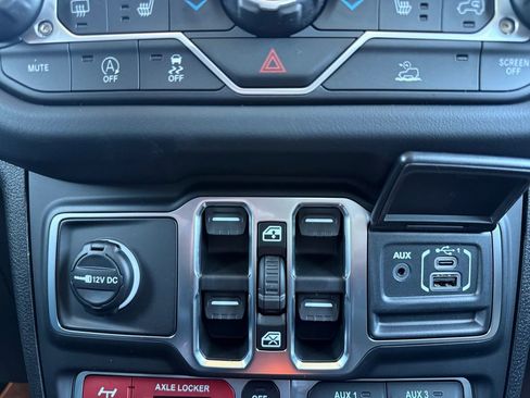 New 2026 Jeep Gladiator Mojave image 28