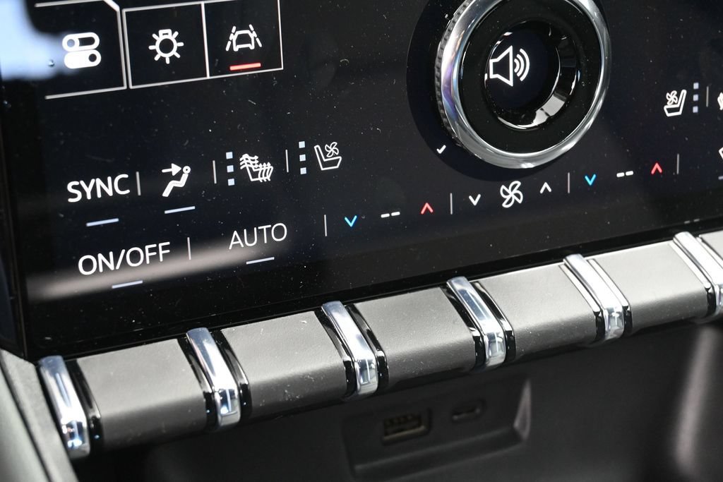 New 2027 GMC Terrain AT4 w/ Convenience Package III AWD/4WD image 22