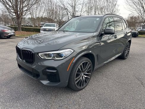 Used 2022 BMW X5 M50i w/ Executive Package image 1