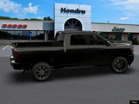 New 2026 RAM 2500 Big Horn AWD/4WD image 14