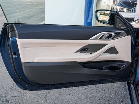 Used 2025 BMW 430i xDrive Coupe w/ M Sport Package image 9