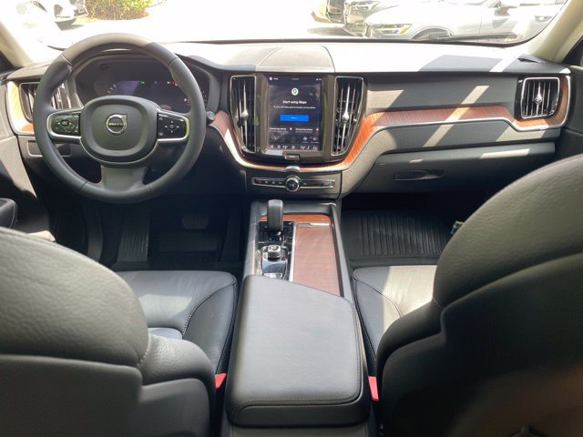 Certified 2023 Volvo XC60 B5 Plus w/ Climate Package AWD/4WD image 22