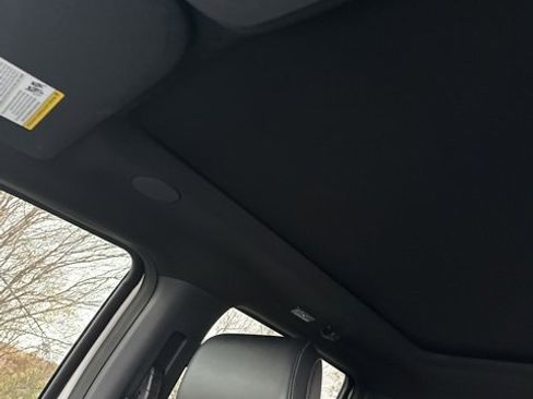 Used 2025 Ford F150 Lariat w/ Equipment Group 502A High image 12