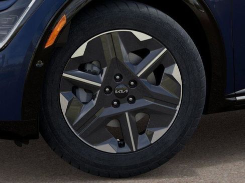 New 2025 Kia EV6 Light image 9