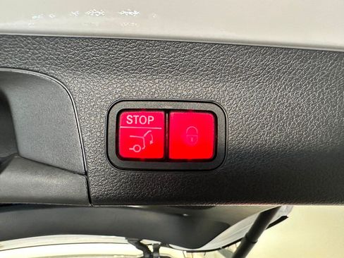 Certified 2024 Mercedes-Benz GLS 450 4MATIC image 43