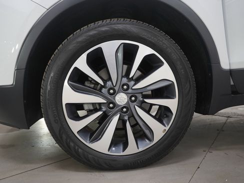 Used 2019 Buick Encore Essence image 29