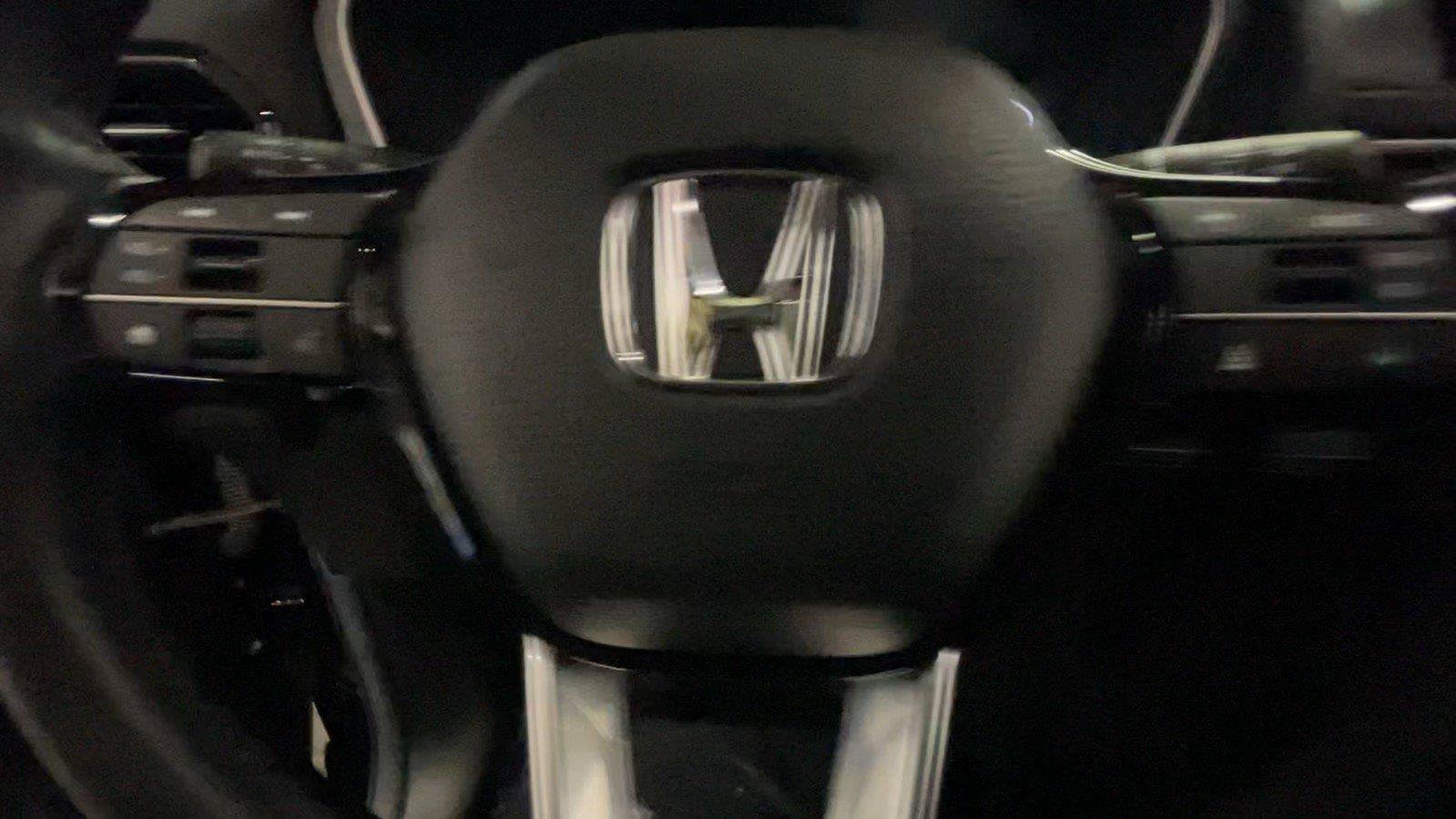 Certified 2025 Honda Pilot EX-L image 36