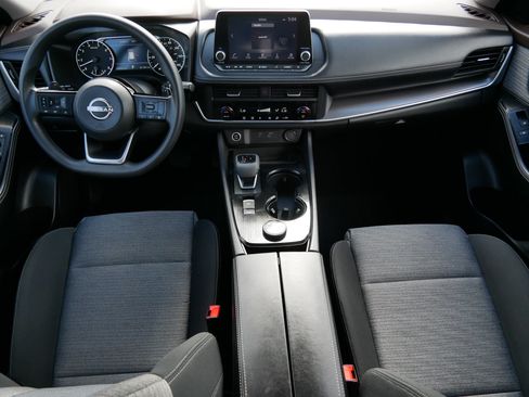 Used 2023 Nissan Rogue SV AWD/4WD image 10