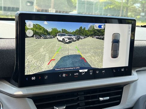New 2026 Ford Explorer Active w/ Active Comfort Package AWD/4WD image 19