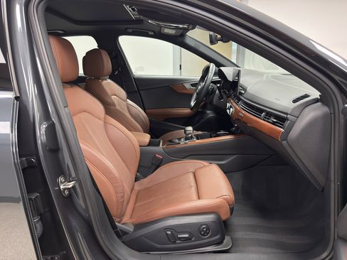 Used 2022 Audi A4 2.0T Prestige w/ Prestige Package image 10