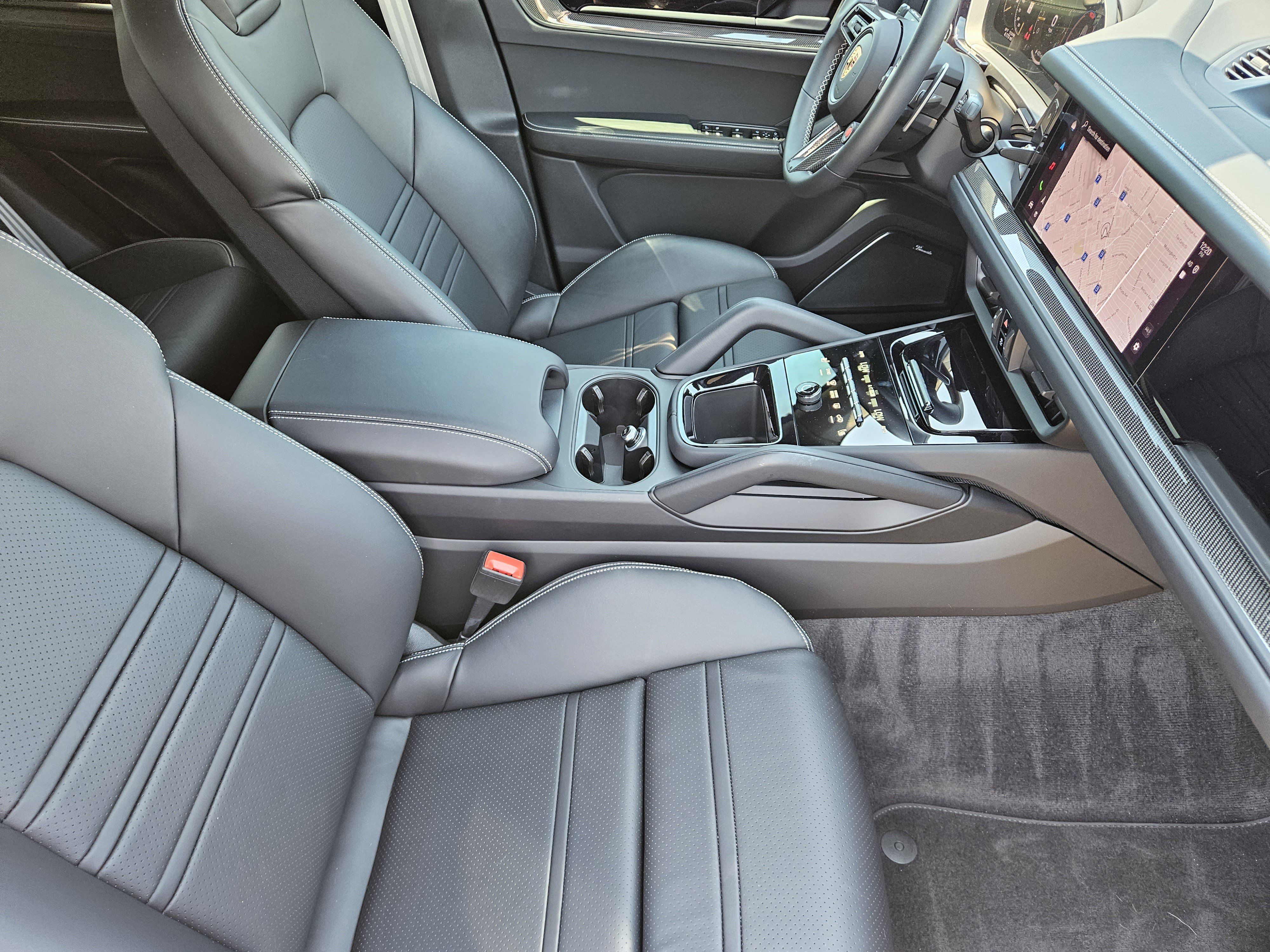 Certified 2026 Porsche Cayenne Turbo GT AWD/4WD image 15