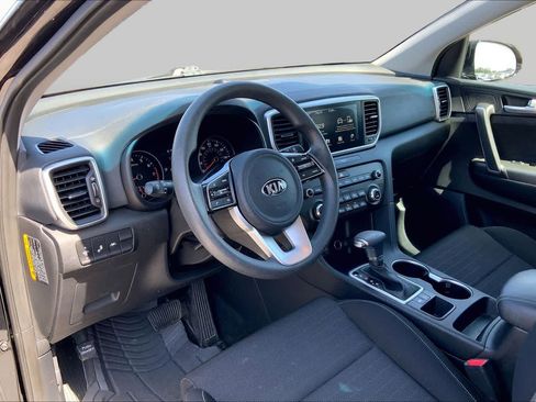 Used 2021 Kia Sportage LX w/ LX Fwd Popular Package image 16