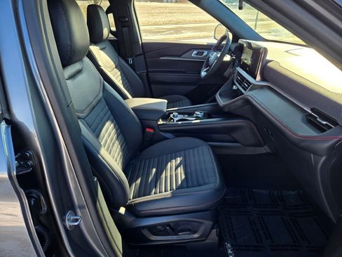 New 2026 Ford Explorer ST-Line image 5