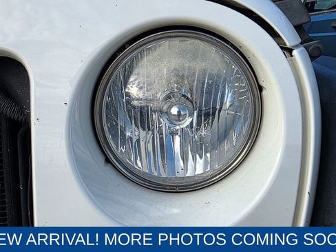 Used 2010 Jeep Wrangler Unlimited Sport image 8