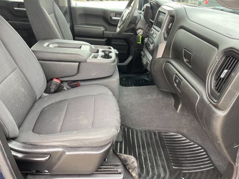 Used 2020 Chevrolet Silverado 2500 Custom w/ Custom Value Package image 30