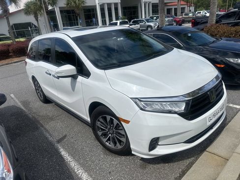 Used 2022 Honda Odyssey EX-L image 2