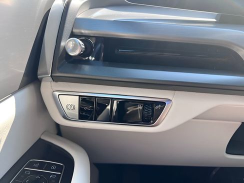 New 2026 Cadillac Vistiq Luxury image 56