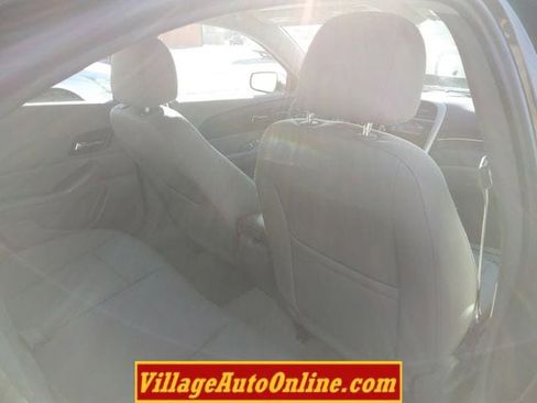 Used 2013 Chevrolet Malibu LS image 34
