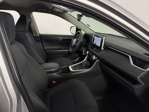 Used 2025 Toyota RAV4 LE image 15