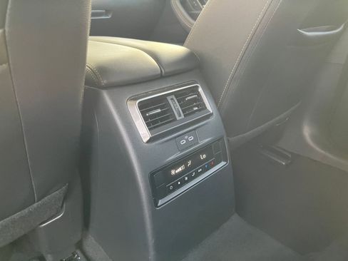 Used 2025 MAZDA CX-90 3.3 Turbo w/ Preferred Package image 36